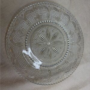 Intricate Clear Glass Dinner Plate